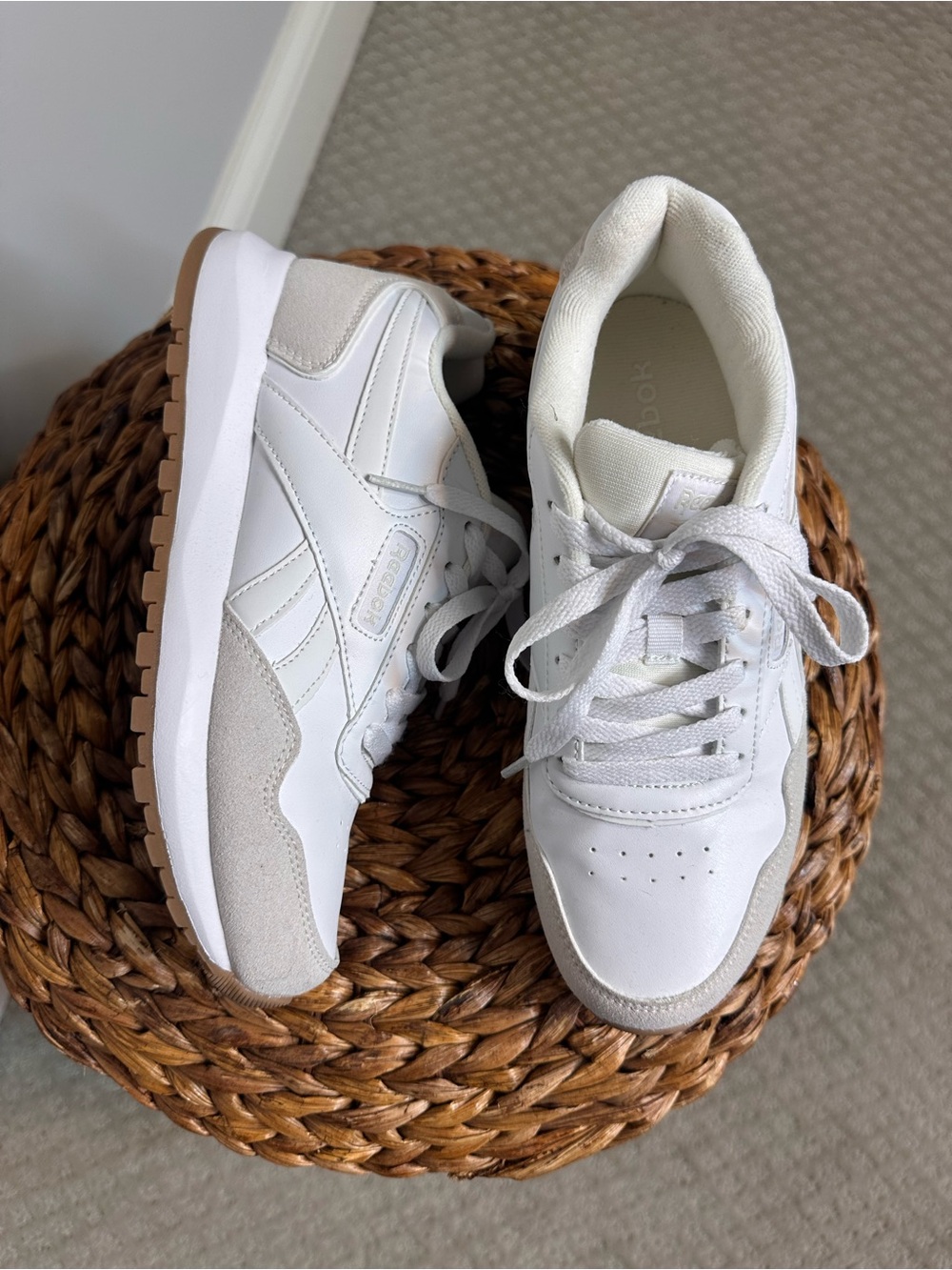 Sz 7.5 Reebok Classic Harman Run sneakers white tan leather upper